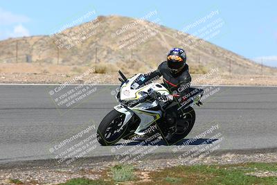 media/Feb-05-2023-Classic Track Day (Sun) [[c35aca4a42]]/Group 3/session 3 turn 13/